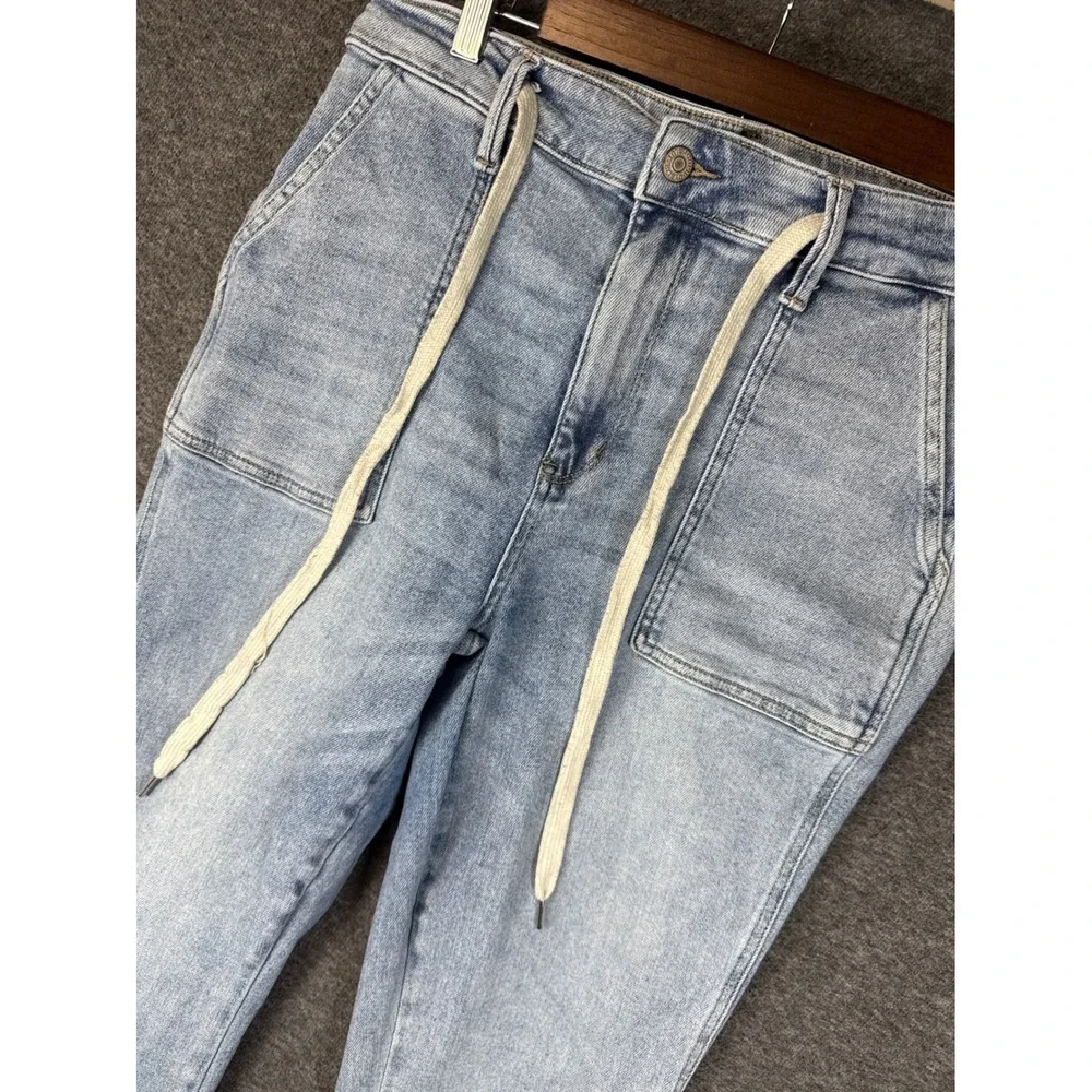 Judy Blue High Waist Vintage Double Cuffed Jogger Jeans Light Wash Size 30 Denim - Picture 2 of 14